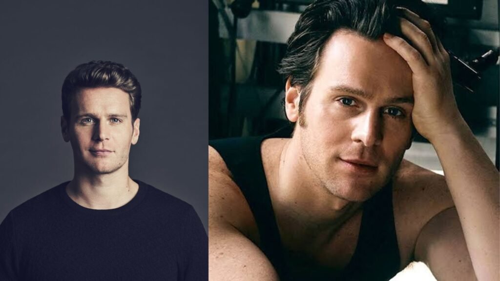 Jonathan Groff